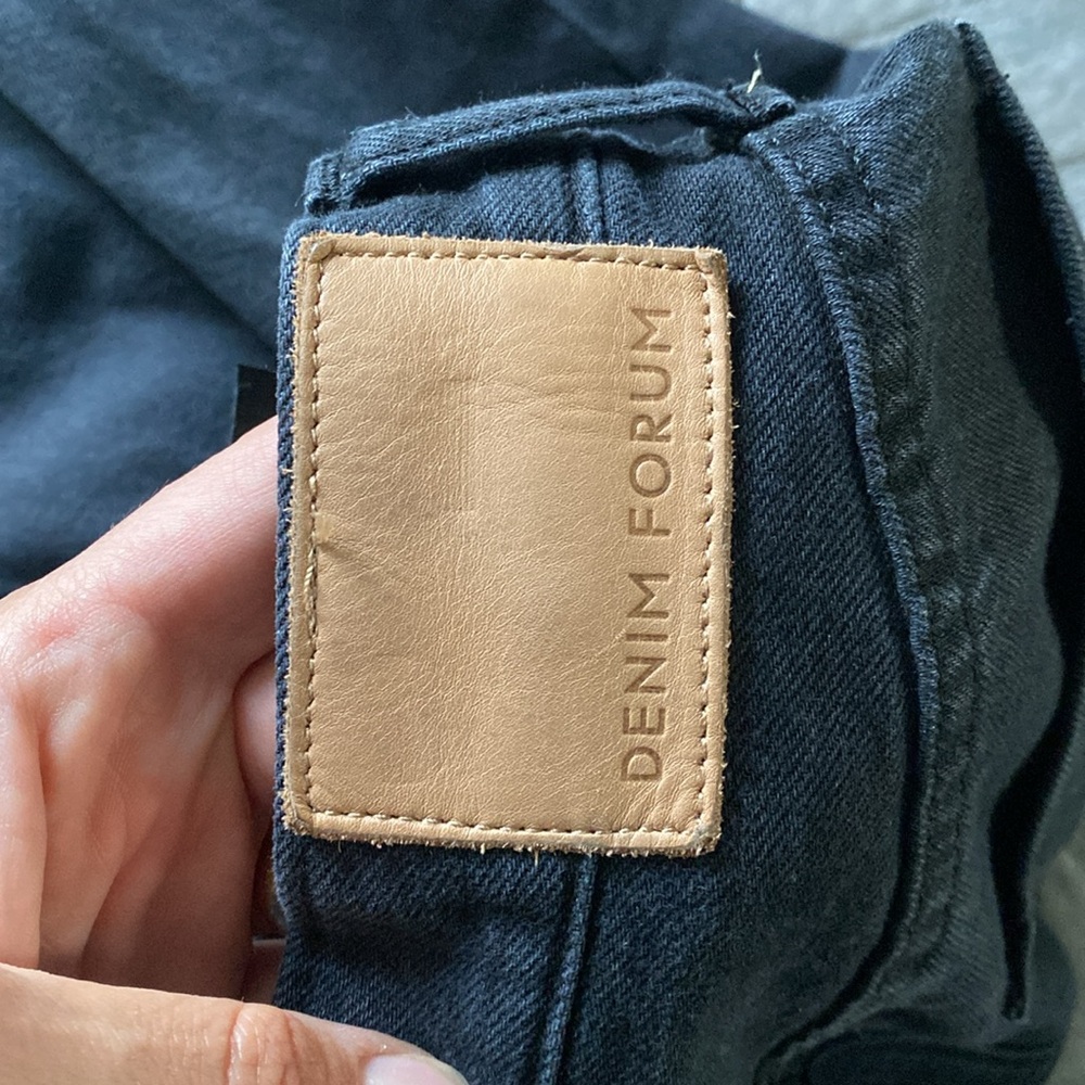 Aritzia Black Wide Leg Flared Jeans - Picture 4 of 13